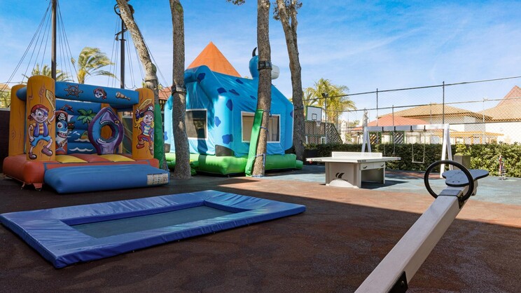 Viva Blue and Spa Hotel